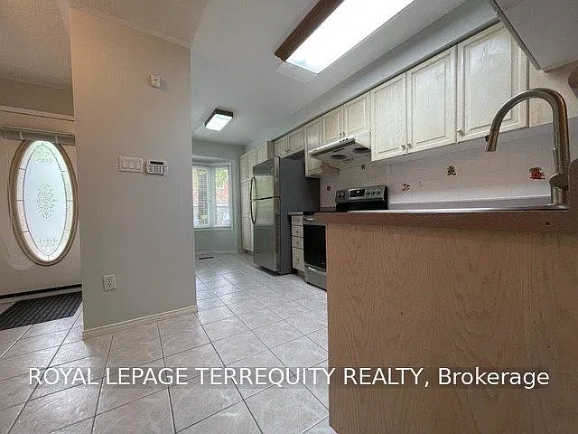 3 bed, $3,100 — Photo 4