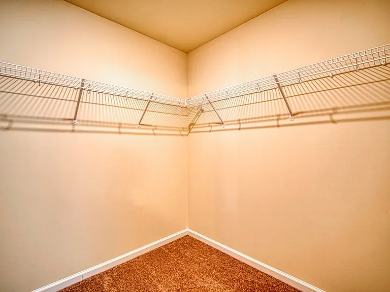 572 Millsgate Cir — Photo 27