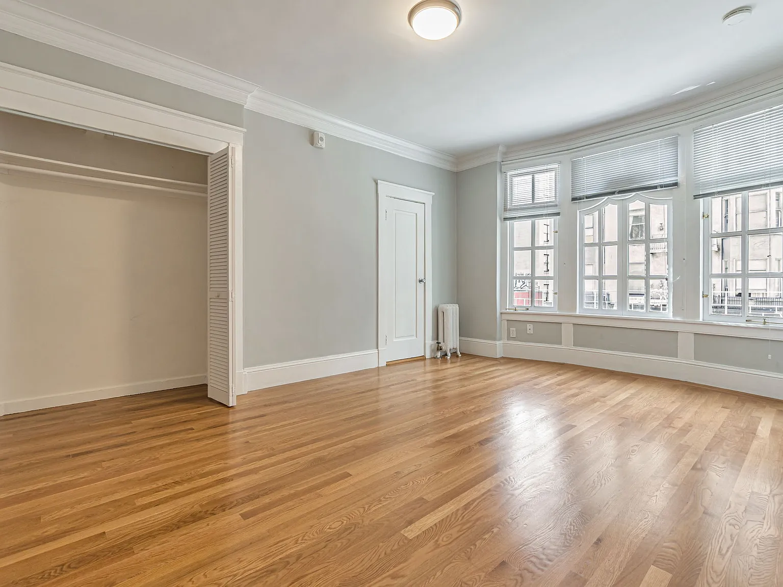 Studio, $2,495 — Photo 2