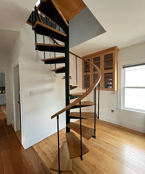 25 Ballard St #2 — Photo 6
