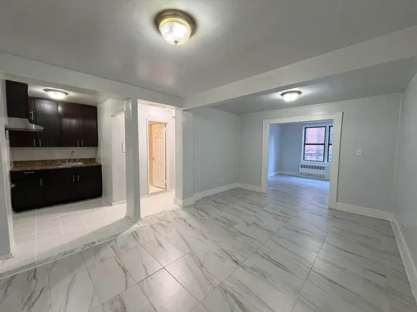 425 E 96th St APT 2, Brooklyn, NY 11212