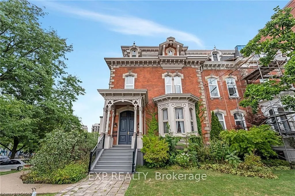 Building Photo - 46 Herkimer St #2