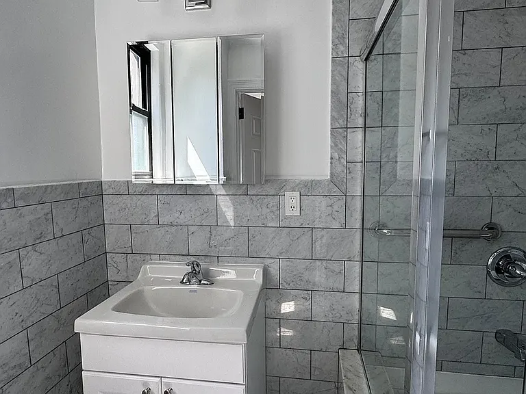 405 E 54th St #14N — Photo 7