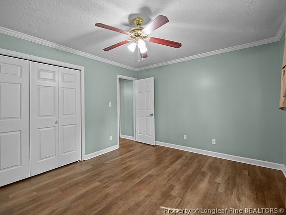 4th image of 300 Ayrshire Ct