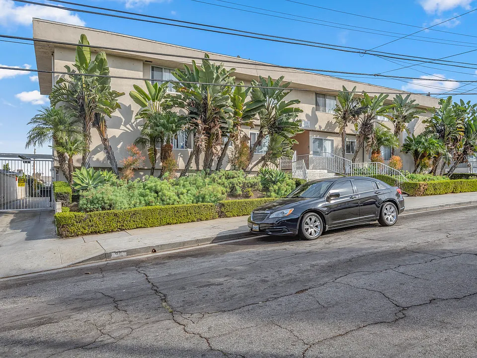 815 Victor Ave