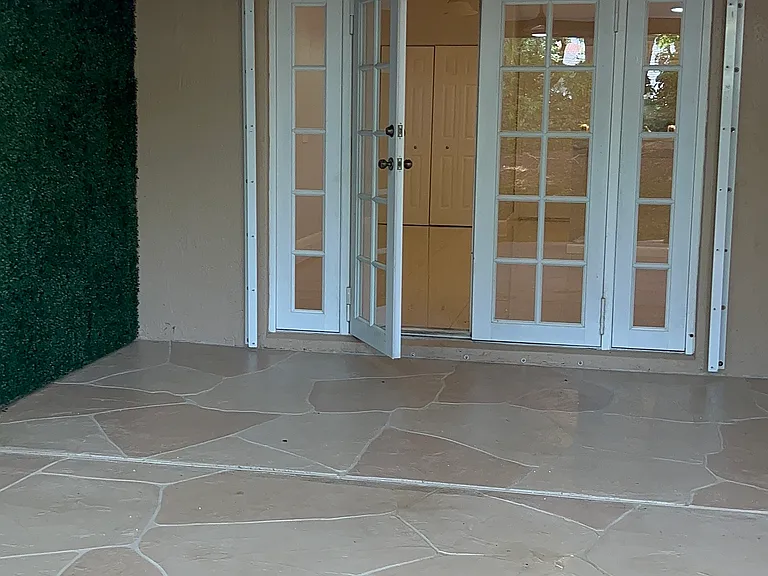 1547 Zenith Way — Photo 14