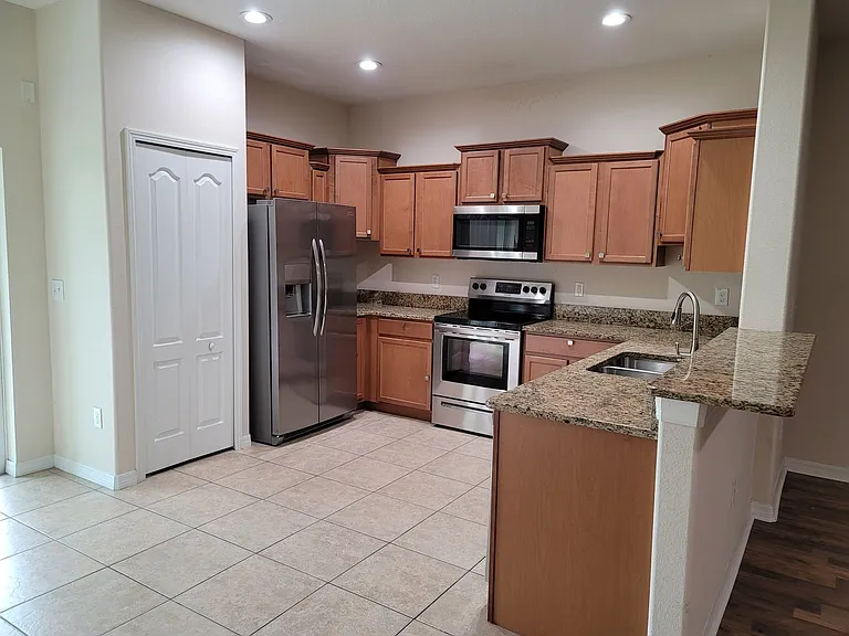 20403 Berrywood Ln — Photo 4