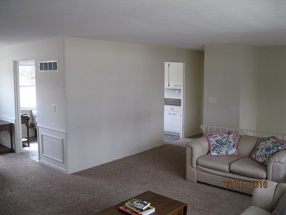 4th image of 1820 W Sunnyview Dr