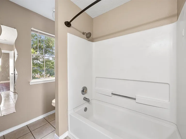 443 Willow West Dr — Photo 19