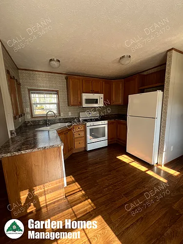 1 Greenwood Dr Photo 1