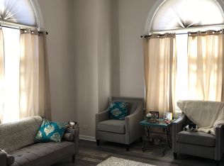 246 N 3rd St APT 1B, Philadelphia, PA 19106