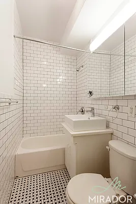 Rented by Mirador Real Estate | media 20