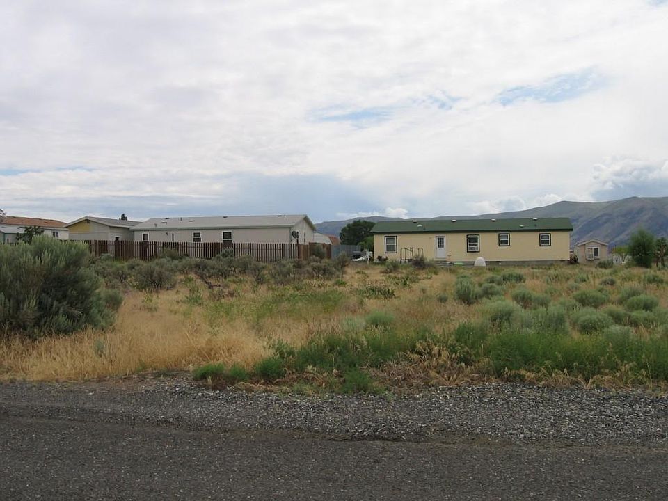 2nd image of 417 Spring Cir SW
