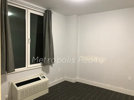 Rented by Metropolis International Realty Inc. | media 10