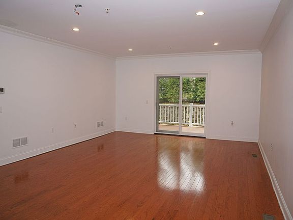 5th image of 54 Cherrywood Ct