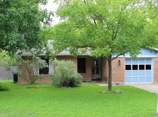 7101 Sir Gawain Dr, Austin, TX 78745