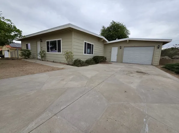6613 Copper Mountain Rd, Twentynine Palms, CA 92277