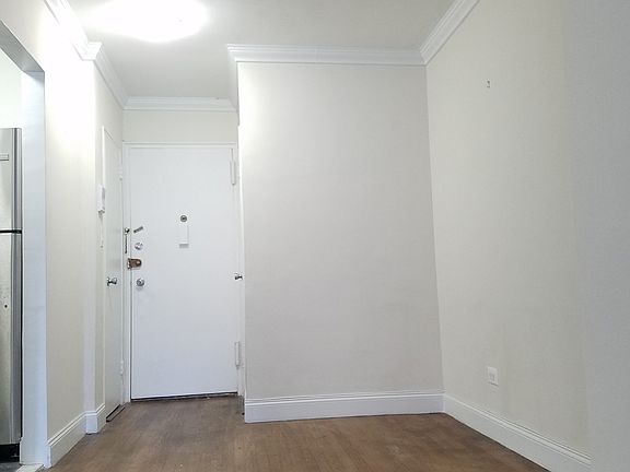 3rd image of 445 E 77th St APT 5S