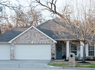 617 Knollwood Trail Ct, Oak Pt, TX 75068
