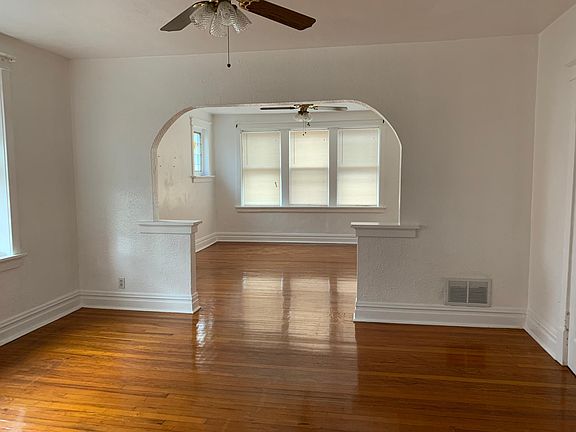 3rd image of 4966 Reber Pl APT 1W