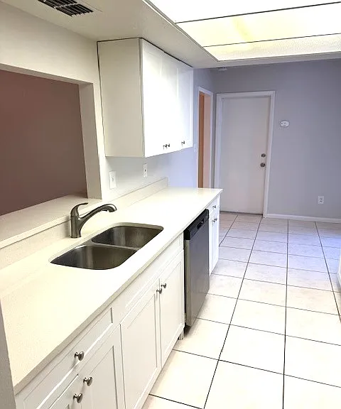 5012 Country Hills Dr — Photo 14