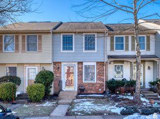 3752 Sudley Ford Ct, Fairfax, VA 22033