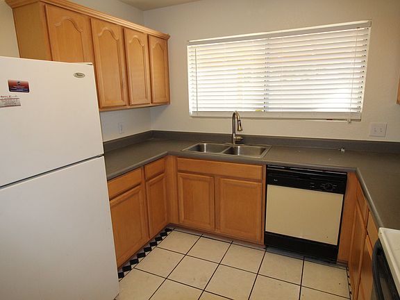3rd image of 7313 W Georgia Ave