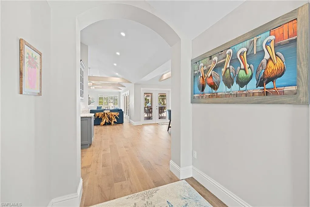 3 bed, 2.5 bath, 2294 sqft, $25,000 — Photo 3
