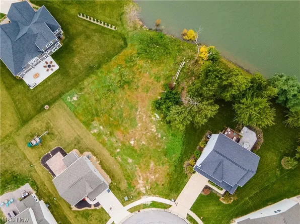 504 Mitchell Ct, Lagrange, OH 44050