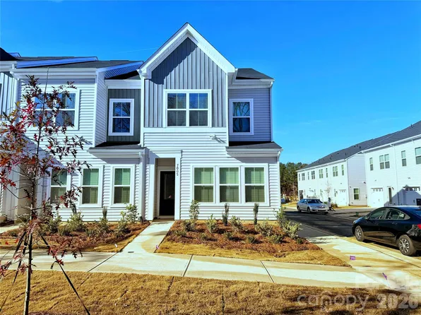 7005 Alpharetta St #20, Charlotte, NC 28216