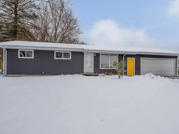 311 Hill St, Coloma, MI 49038