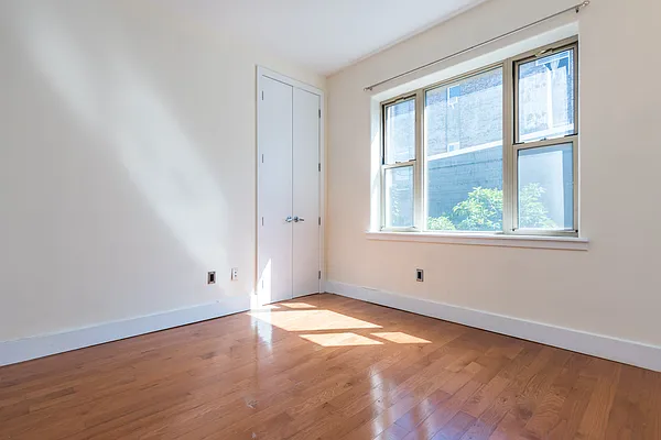 Rented by Nooklyn NYC LLC | media 39