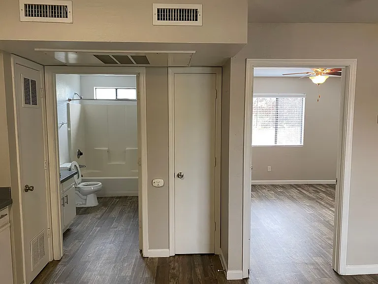 Stetson Condominiums — Photo 11