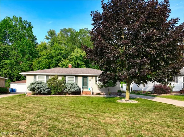 847 Audrey Dr, Eastlake, OH 44095
