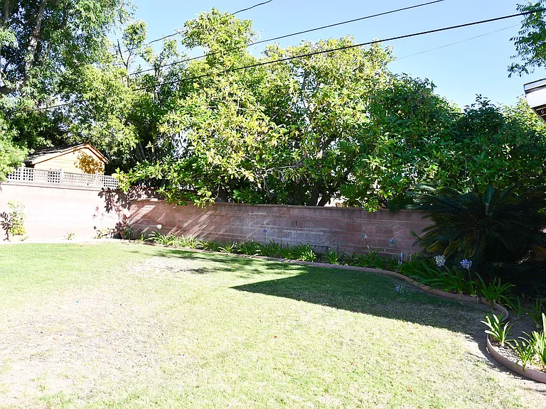 1210 E Oakmont Ave — Photo 59