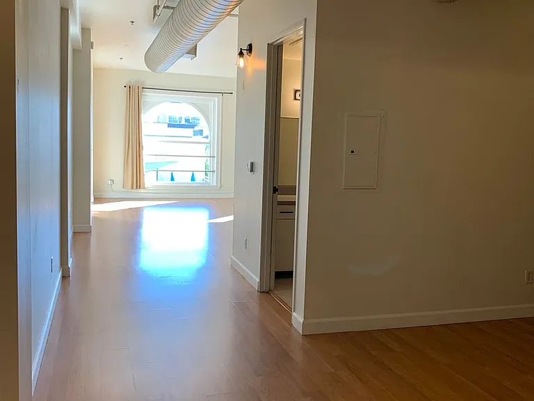 Viridian Lofts — Photo 12