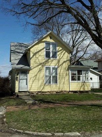 2nd image of 413 N 13th St