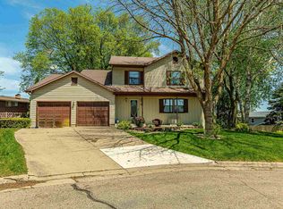 2634 Countryview Ct, Monroe, WI 53566