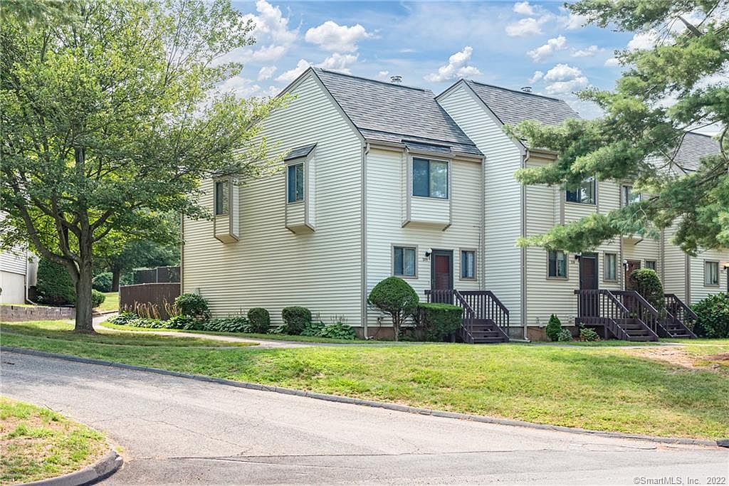 560 Yale Ave 209, Meriden, CT 06450 Zillow
