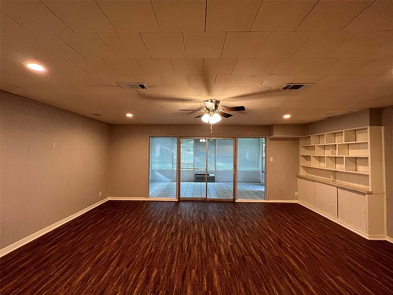 3409 Bacon St — Photo 4