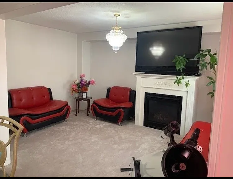 1156 Cotswold Ct — Photo 5