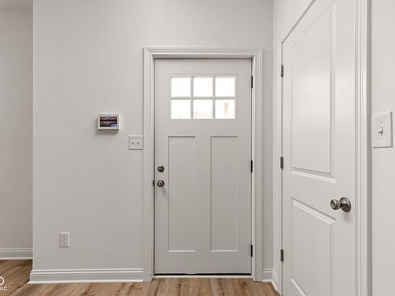 3rd image of 1829 Marlowe Ave #3