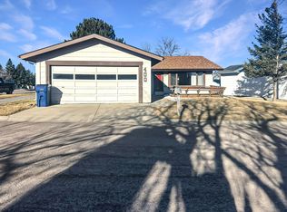 400 Sweetgrass Ct, Great Falls, MT 59405