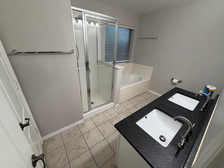 352 Murphy Rd — Photo 7