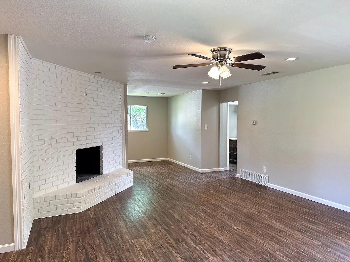 3 Bedroom / 2 Bath / 2 Car Garage — Photo 1
