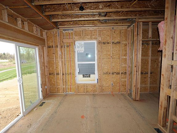 4th image of 804 Habitat Way