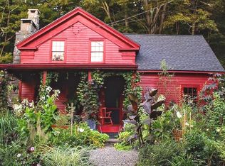 40 Guild Rd, Oak Hill, NY 12460