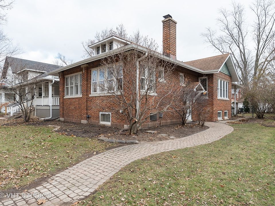 1st image of 2643 Lincolnwood Dr