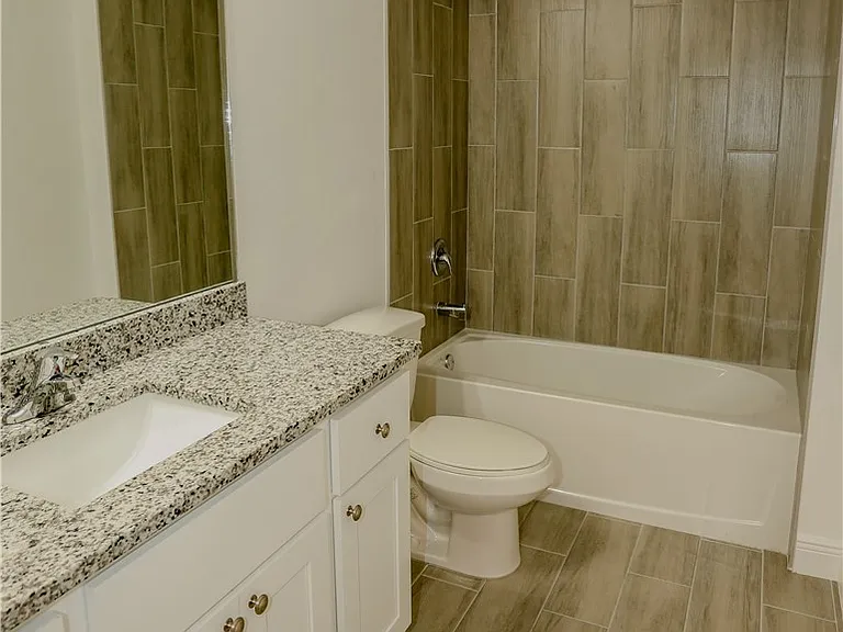 917 Graystone Ave — Photo 16
