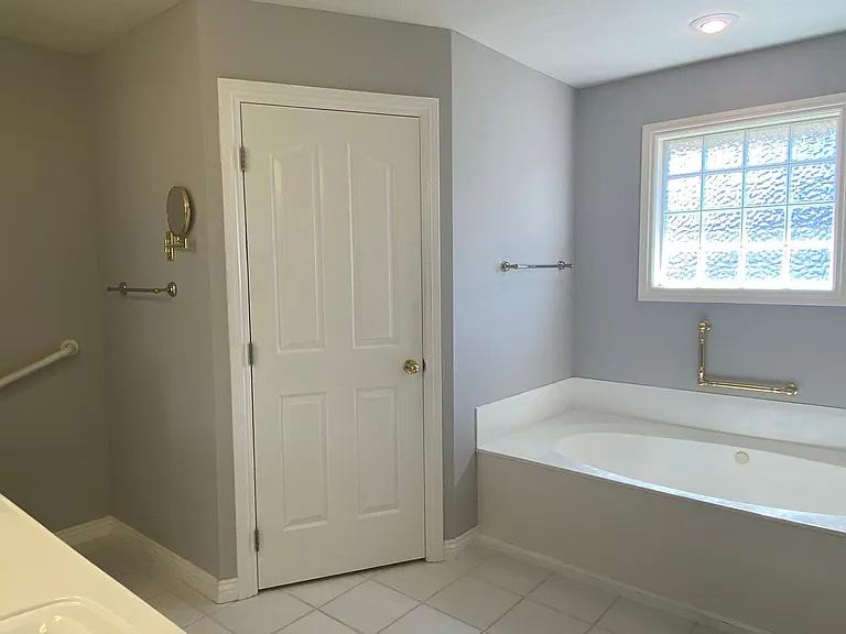 1164 W Rockhill Ave — Photo 26